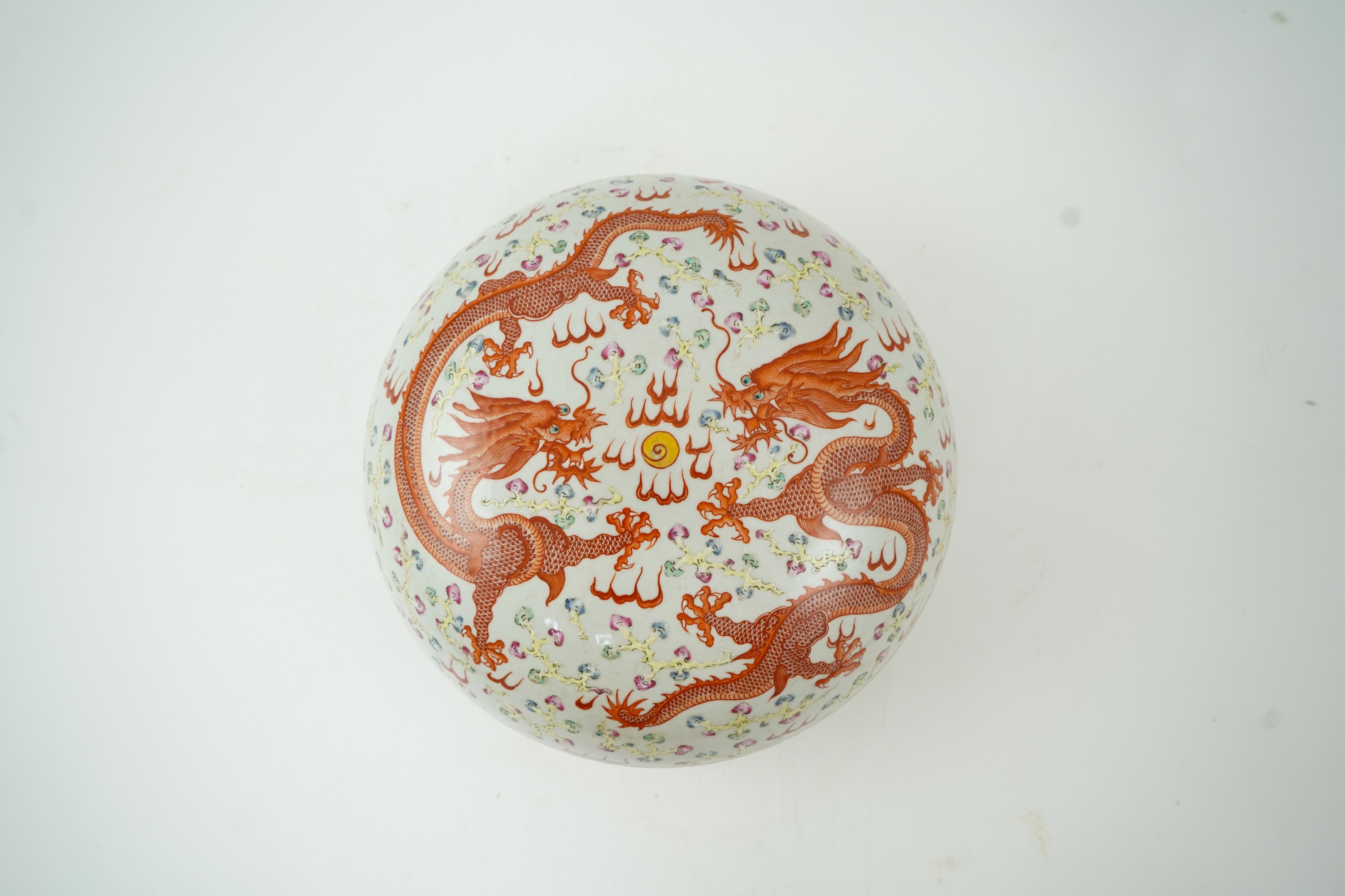 A Chinese enamelled porcelain ‘dragon’ box and cover, Guangxu mark